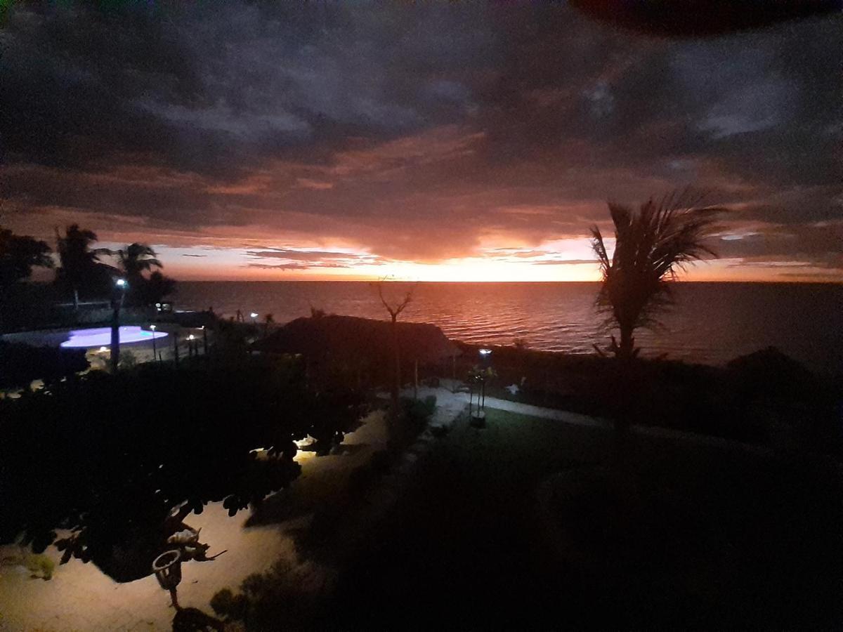 Aux 2 Metis Hotel Toliara Eksteriør billede