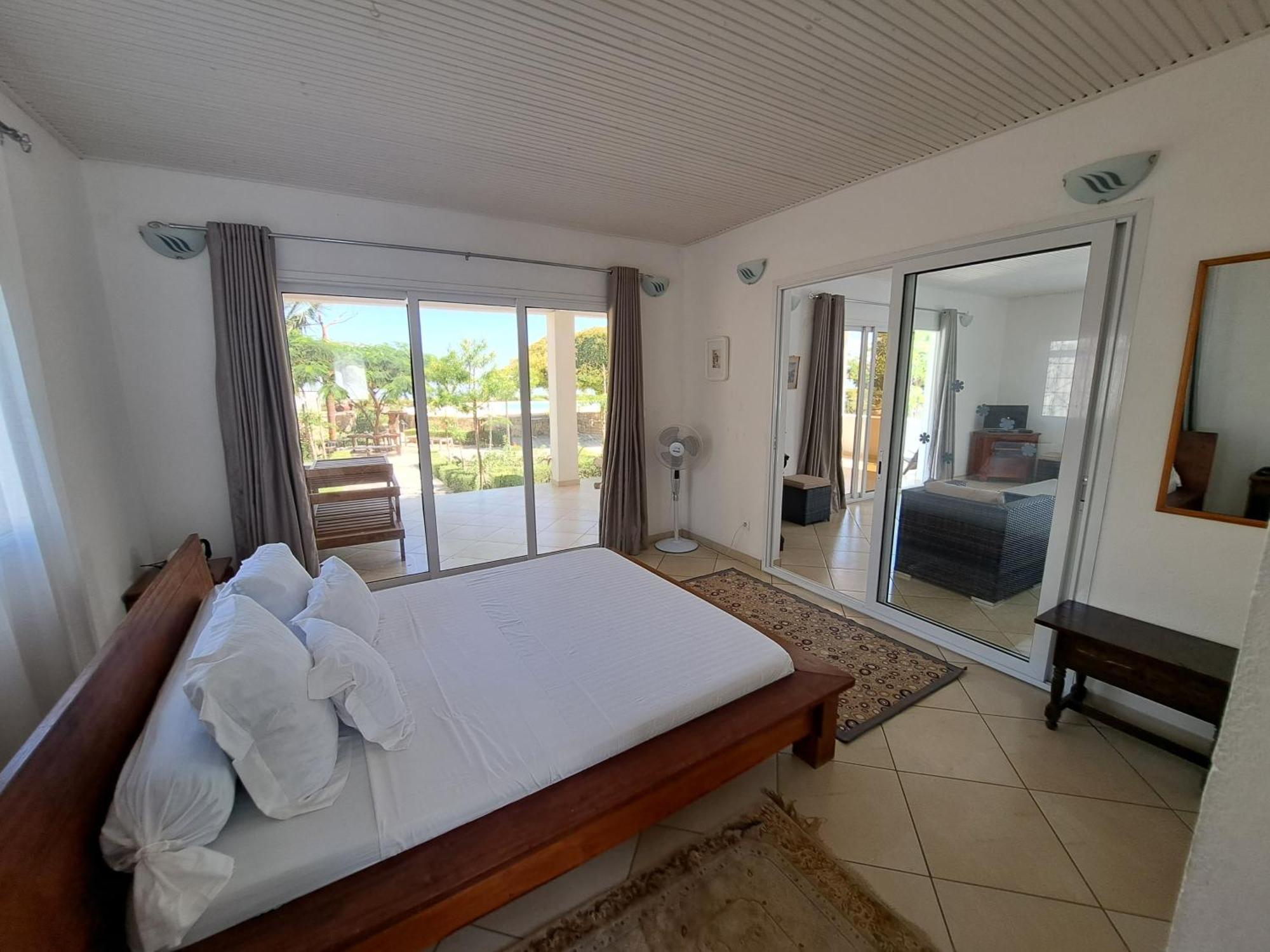 Aux 2 Metis Hotel Toliara Eksteriør billede